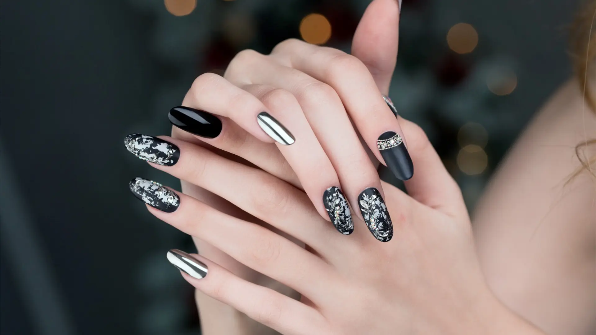 Gümüldür Protez Tırnak